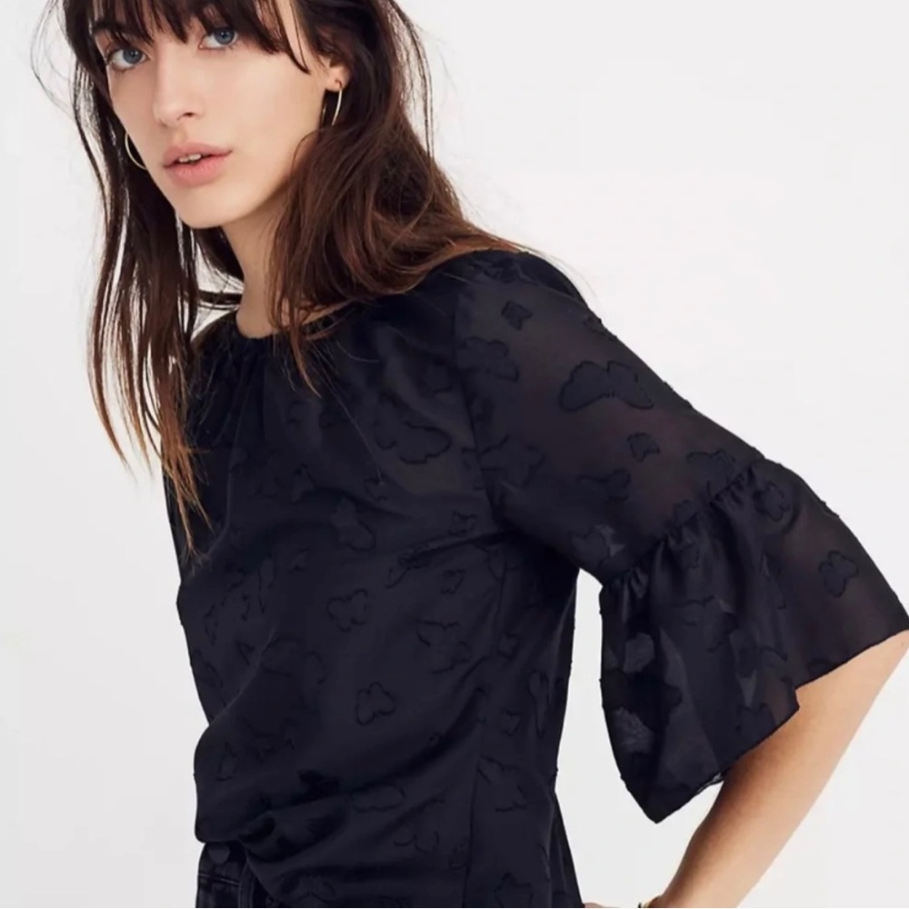 Madewell Black Butterfly Print
Jacquard Ruffle Blouse Size M